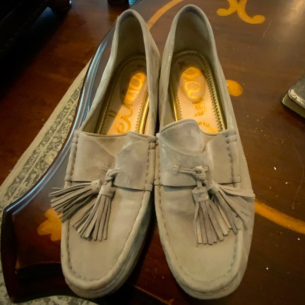 Sam Edelman grey suede tassel loafers size 8.